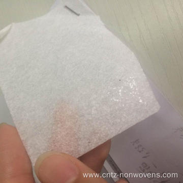Nonwoven fusible interlining fabric for wet wipes